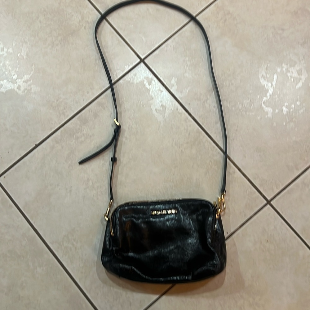 Michael kors black leather handbag